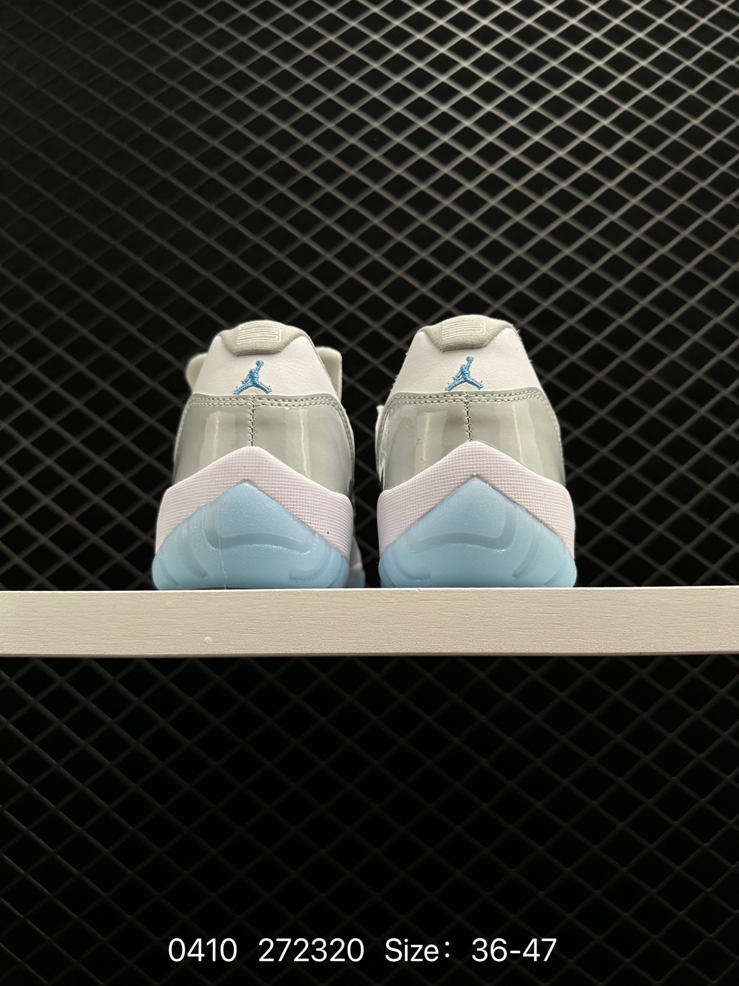 Air Jordan 11 Retro Low 